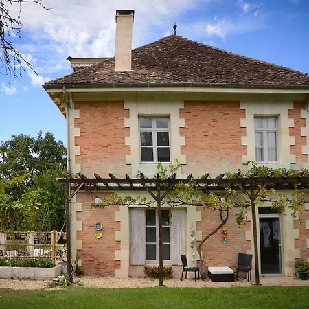 At Chateau De La Valouze Country house *