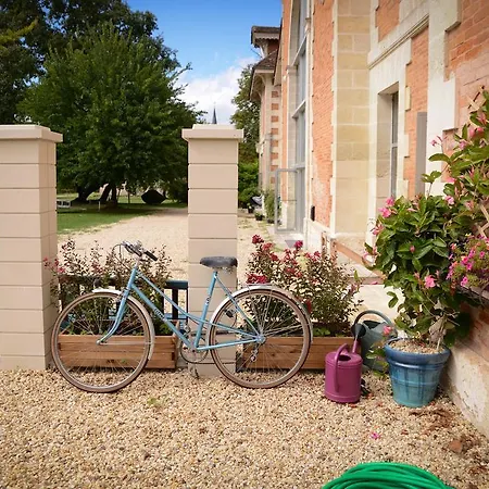 Country house At Chateau De La Valouze