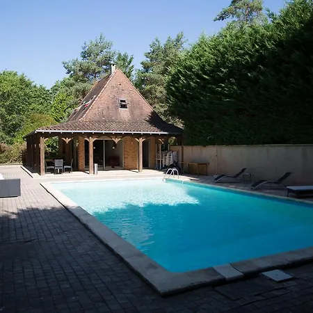 At Chateau De La Valouze Country house *